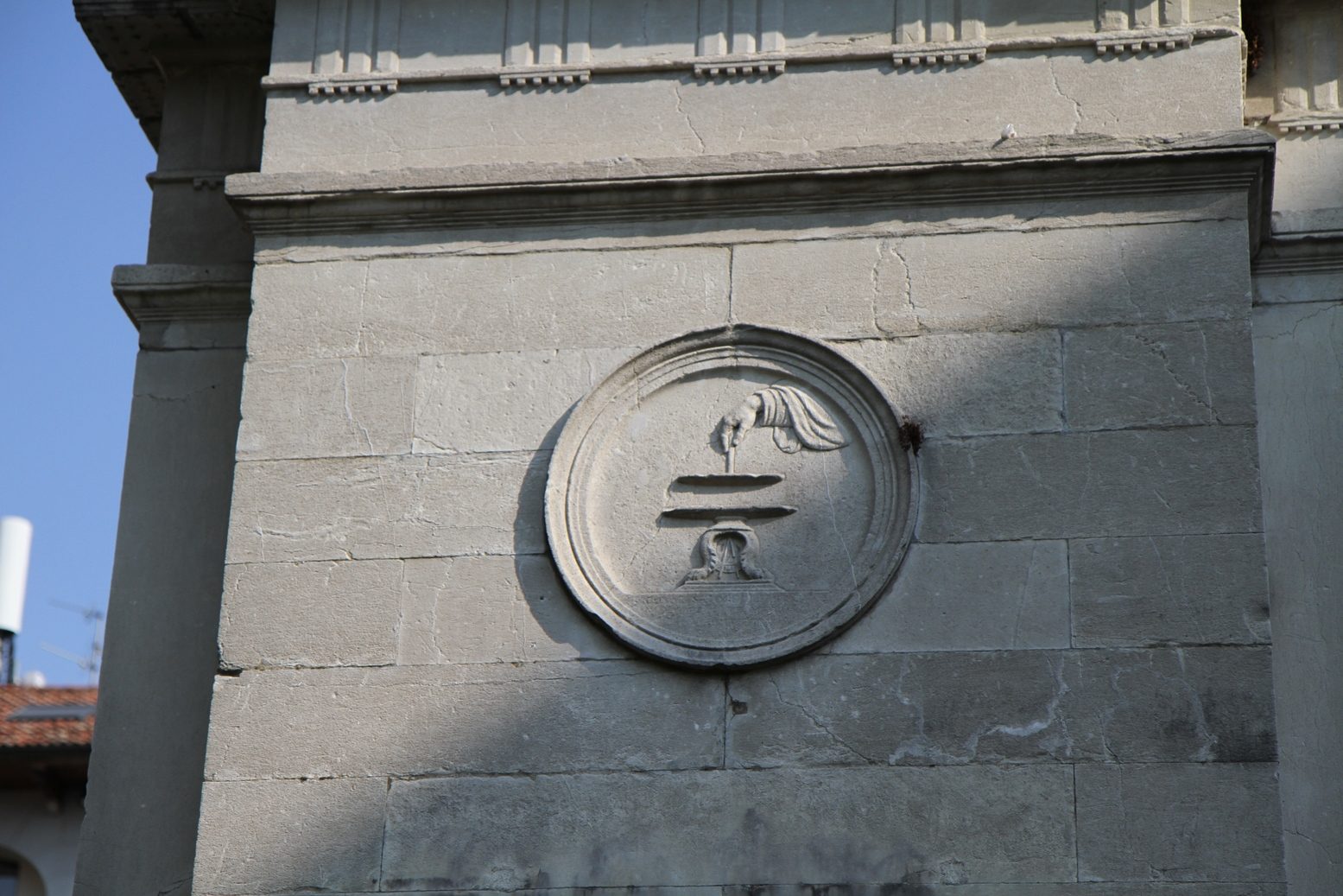 Alessandro Volta's monument, Como - 08.JPG